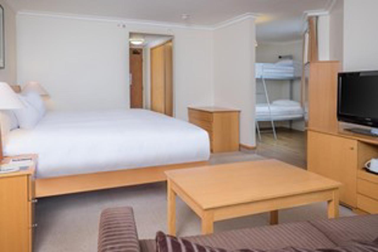 Grand Hotel Blackpool Esterno foto A room at the hotel
